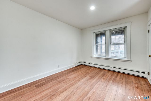 152 Oak Street 1N, New Britain, CT 06051