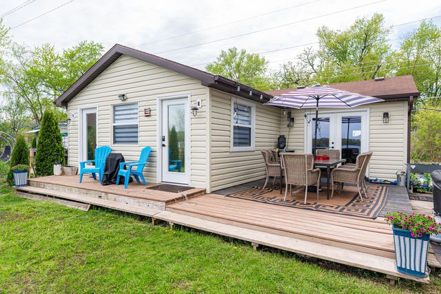 40492 N Lambert Drive, Antioch, IL 60002