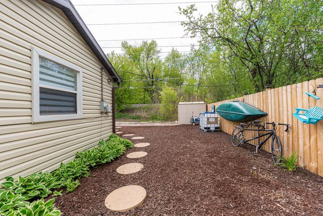 40492 N Lambert Drive, Antioch, IL 60002