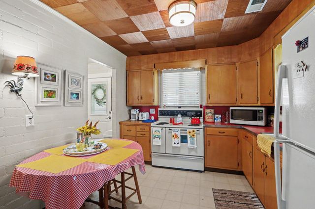 11169 Lakeshore Drive, Three Rivers, MI 49093