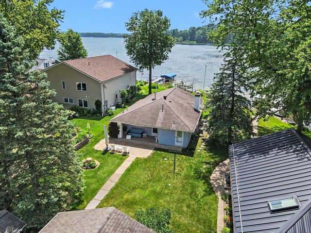 11169 Lakeshore Drive, Three Rivers, MI 49093