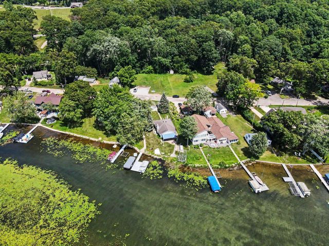 11169 Lakeshore Drive, Three Rivers, MI 49093