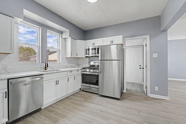 409 N Walnut Street, Alexandria, IN 46001