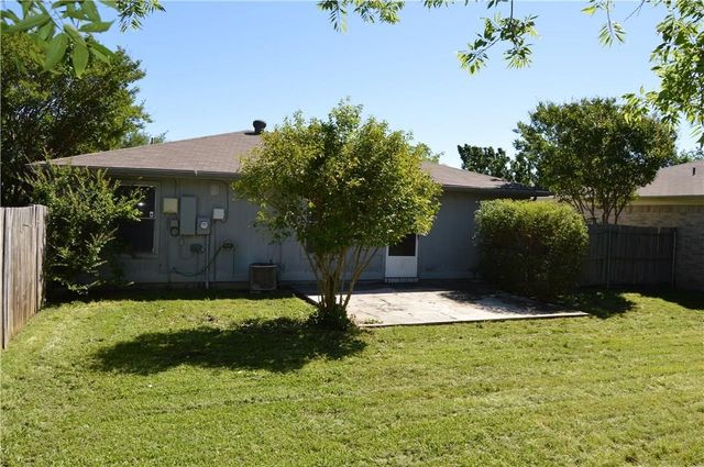 240 Stallion Drive, Keller, TX 76248