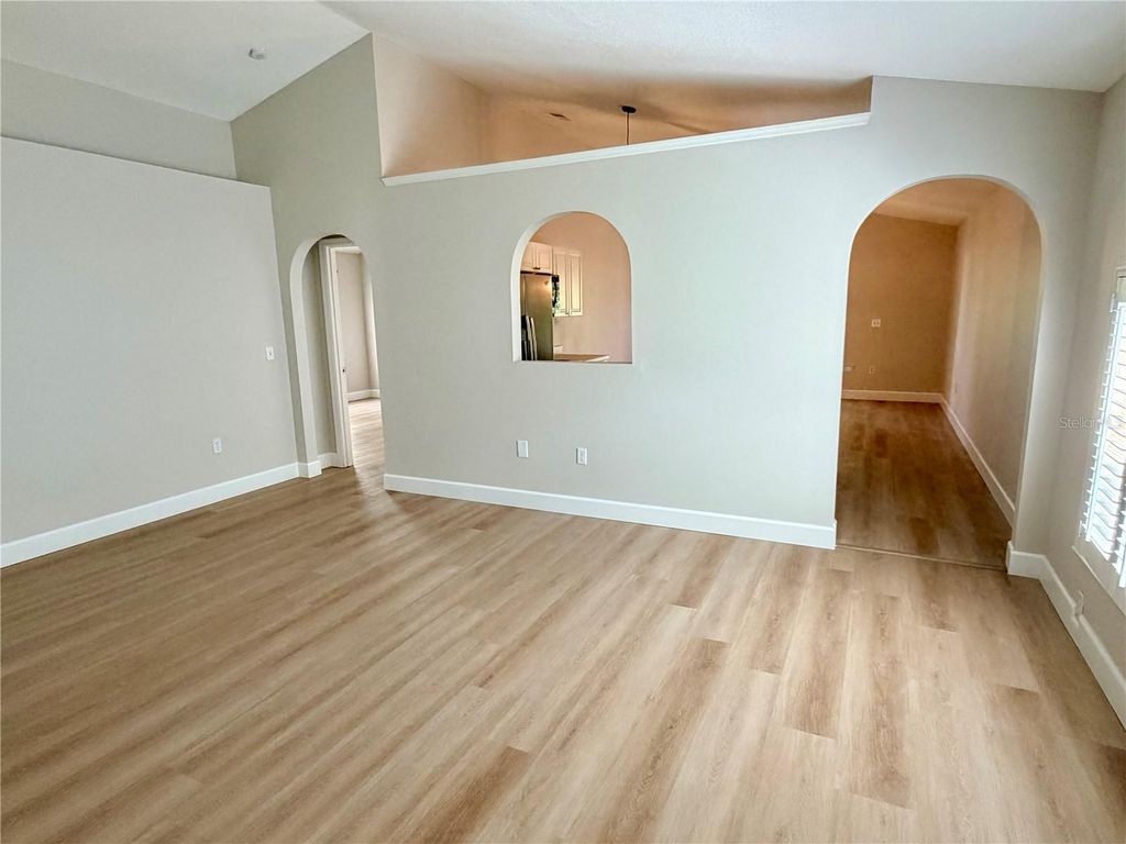 Image 12 of property listing at 12837 PARKBURY DRIVE, Orlando, FL 32828