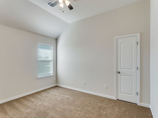 529 Brozgold Avenue, Midlothian, TX 76065