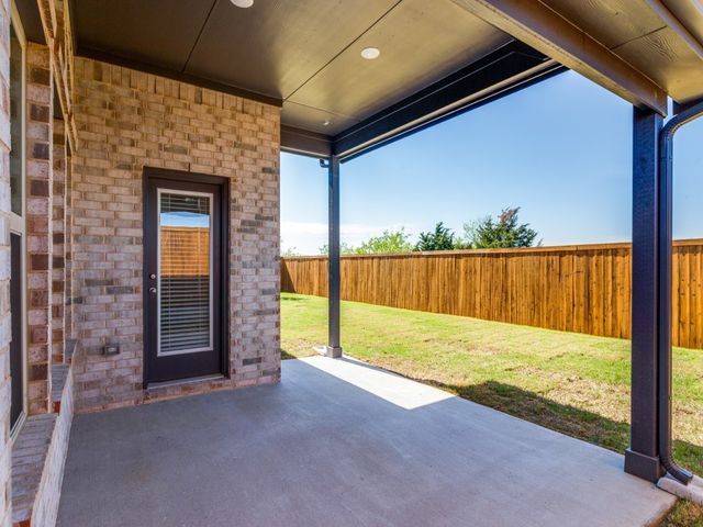 529 Brozgold Avenue, Midlothian, TX 76065