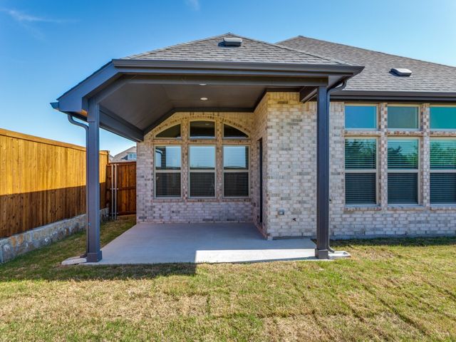 529 Brozgold Avenue, Midlothian, TX 76065