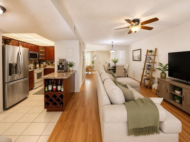 1759 NW 80th Avenue E, Margate, FL 33063