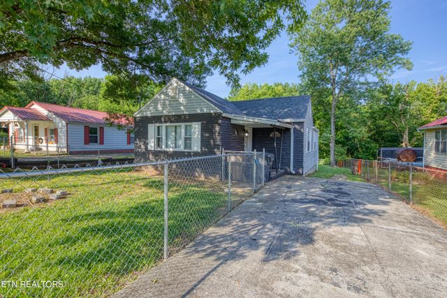 4621 Freund St, Knoxville, TN 37920