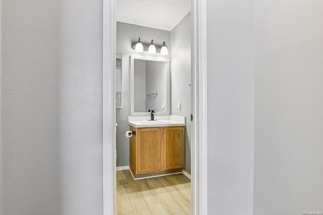 307 Clover Crk, San Antonio, TX 78245