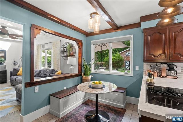 21 Carteret Street, West Milford, NJ 07480