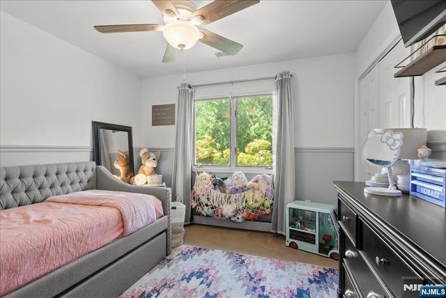 21 Carteret Street, West Milford, NJ 07480