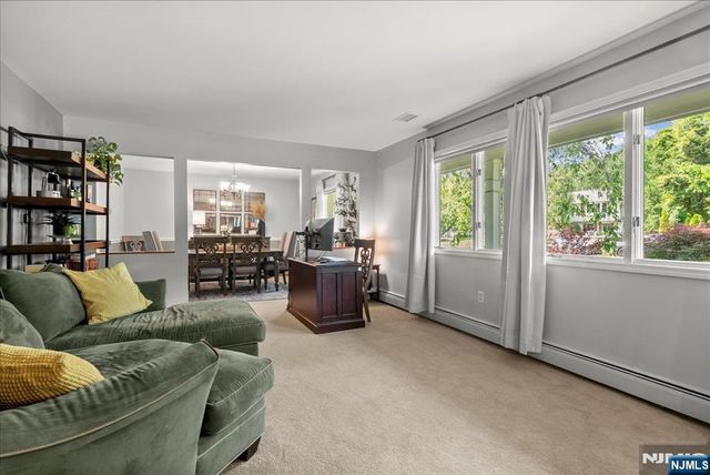 21 Carteret Street, West Milford, NJ 07480