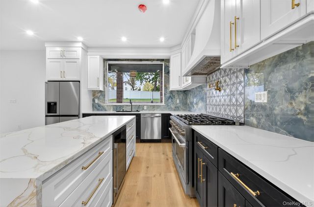 8366 Charlecote Ridge, Jamaica, NY 11432