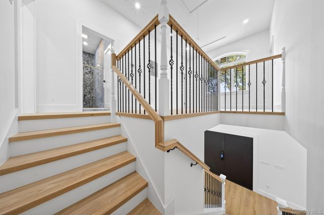8366 Charlecote Ridge, Jamaica, NY 11432