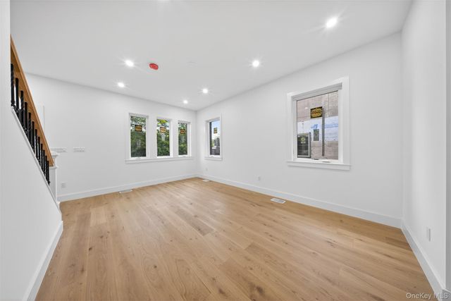 8366 Charlecote Ridge, Jamaica, NY 11432