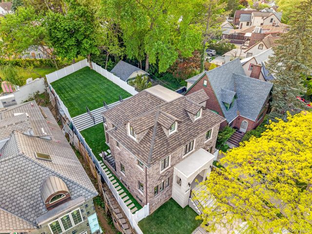 8366 Charlecote Ridge, Jamaica, NY 11432