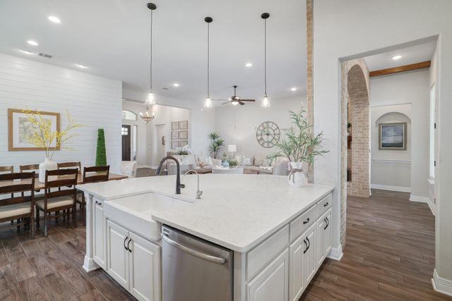 309 Rancho Sienna LOOP, Georgetown, TX 78628