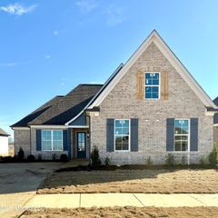793 Coahoma Court, Nesbit, MS 38651