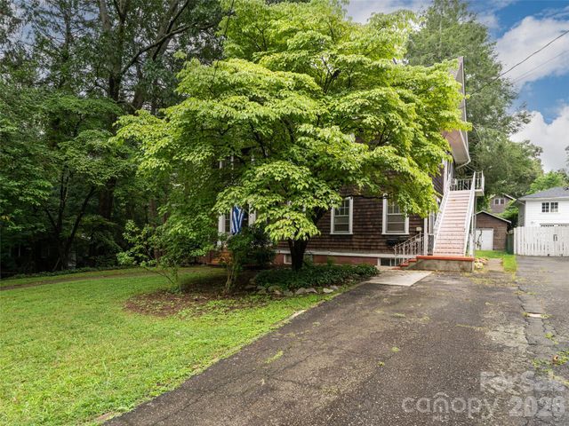174 Pearson Drive, Asheville, NC 28801