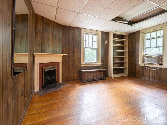 174 Pearson Drive, Asheville, NC 28801