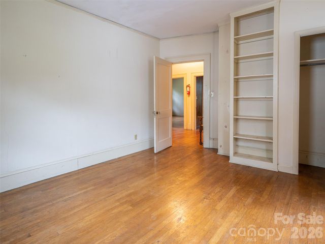 174 Pearson Drive, Asheville, NC 28801