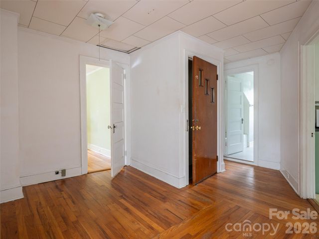 174 Pearson Drive, Asheville, NC 28801