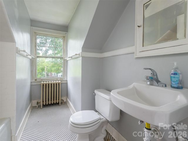 174 Pearson Drive, Asheville, NC 28801