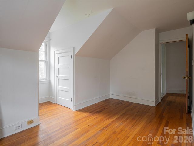174 Pearson Drive, Asheville, NC 28801