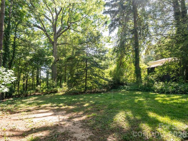 174 Pearson Drive, Asheville, NC 28801