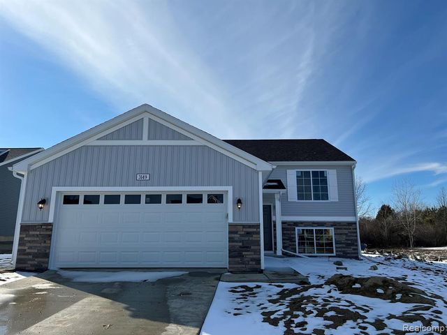 3149 Stratford Lane, Flushing, MI 48433
