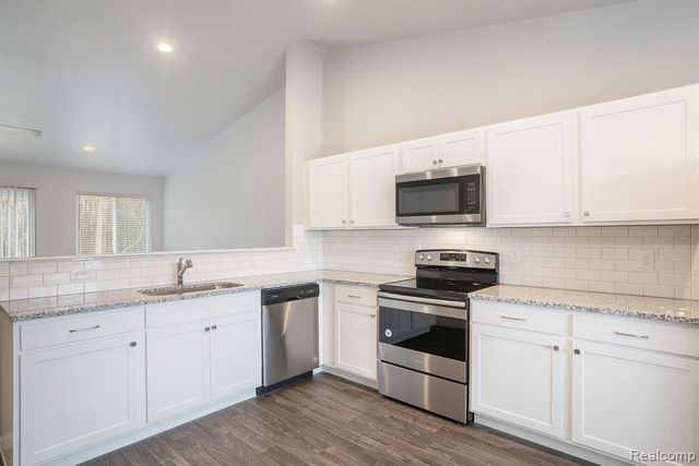 3149 Stratford Lane, Flushing, MI 48433