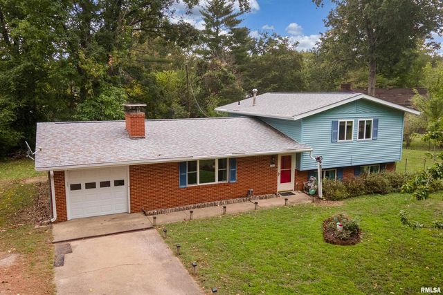 1301 W Court Street, Carbondale, IL 62901