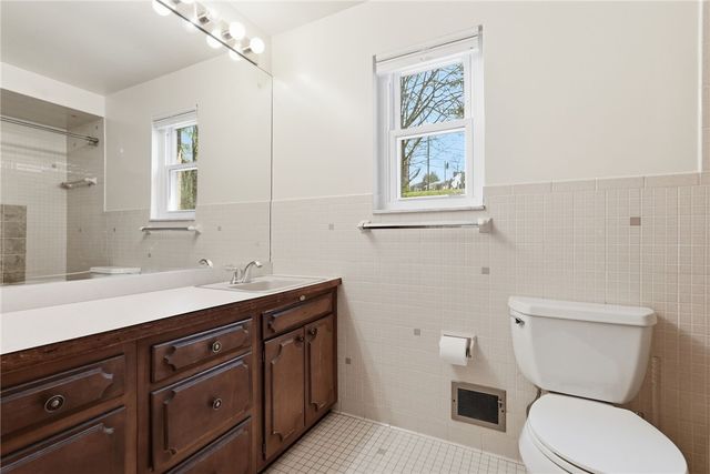 217 Thornberry Dr, Churchill Boro, PA 15235