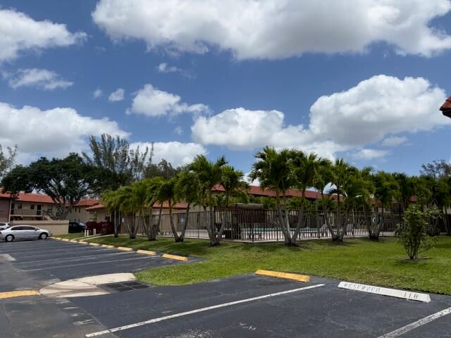 21906 Lake Forest Circle, Boca Raton, FL 33433