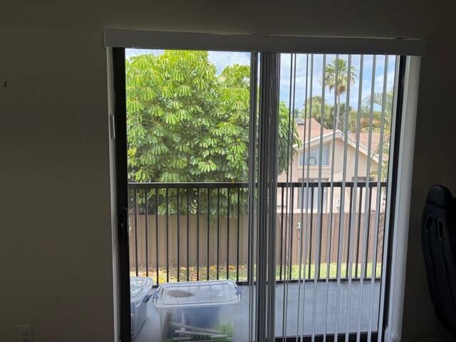 21906 Lake Forest Circle, Boca Raton, FL 33433