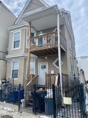 426 E 18Th St, Paterson City, NJ 07524