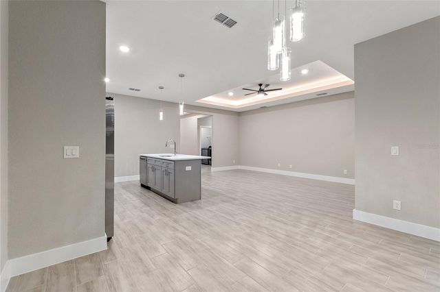 330 ROYAL PALM WAY, Winter Haven, FL 33881