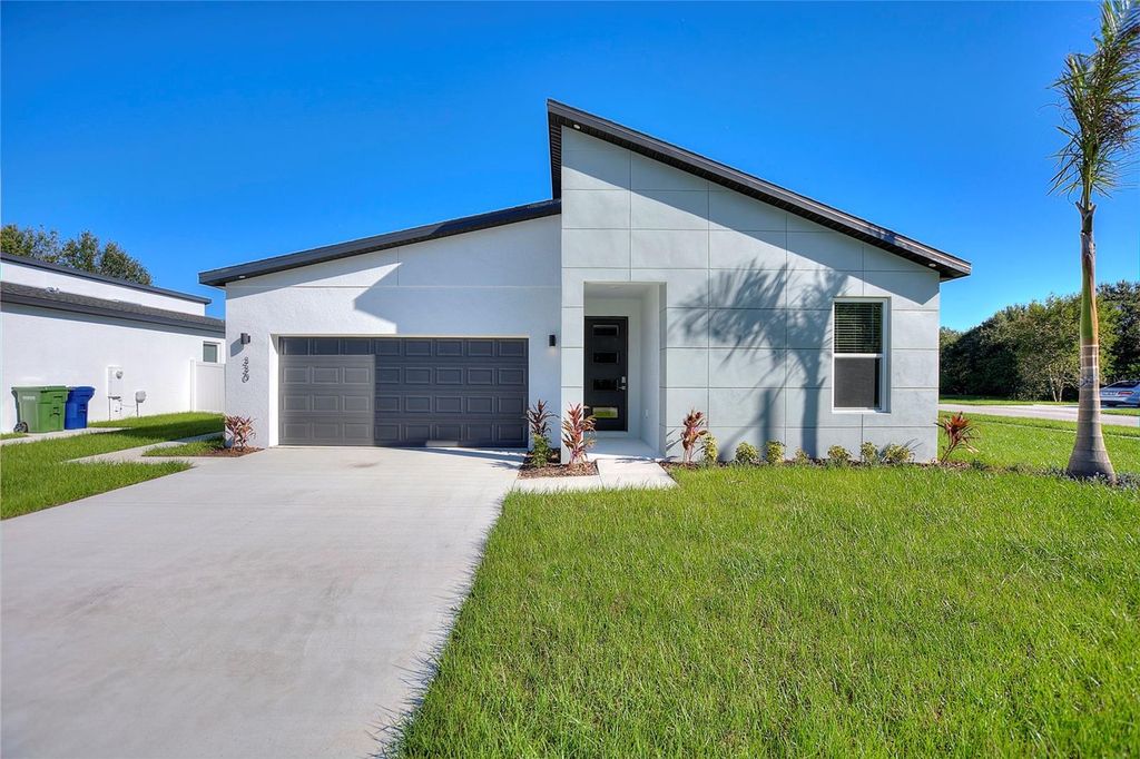 330 ROYAL PALM WAY, Winter Haven, FL 33881