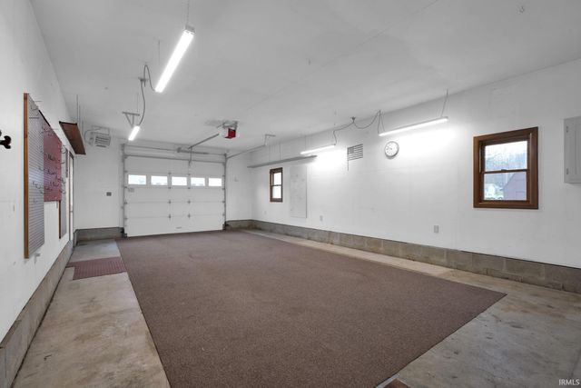 6471 E State Road 58, Heltonville, IN 47436