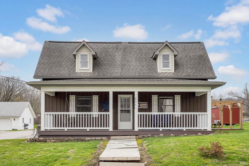 6471 E State Road 58, Heltonville, IN 47436