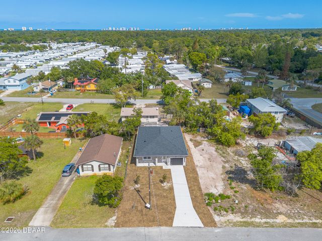 1991 Cedar Street, Daytona Beach, FL 32119