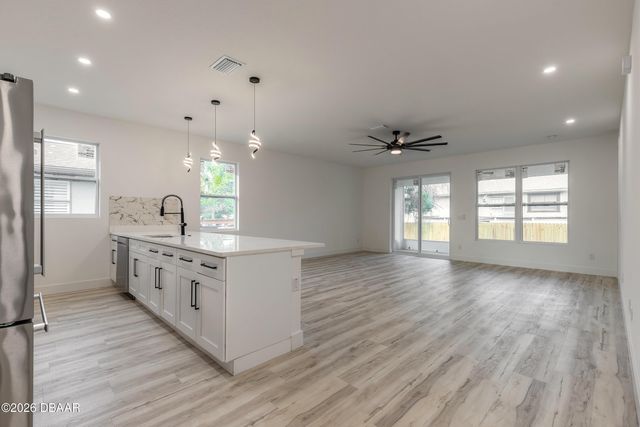 1991 Cedar Street, Daytona Beach, FL 32119