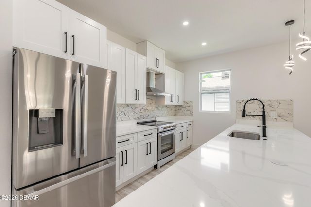 1991 Cedar Street, Daytona Beach, FL 32119