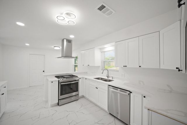 5943 Greenmont Drive, Houston, TX 77092