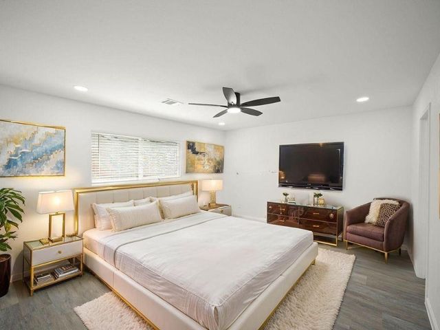 5943 Greenmont Drive, Houston, TX 77092