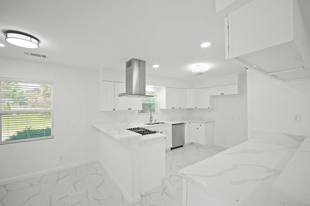 5943 Greenmont Drive, Houston, TX 77092