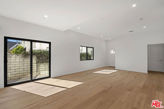 822 N Orange Grove Avenue, Los Angeles, CA 90046