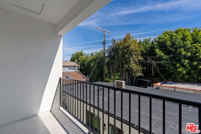 822 N Orange Grove Avenue, Los Angeles, CA 90046